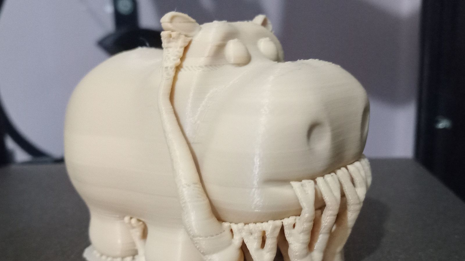 Makes - Cute Hippo Animal Model cover