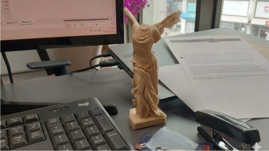 Winged Victory of Samothrace - Real 3D scan